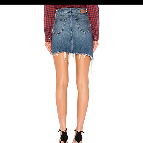 FATHER'S DAUGHTER LA RILEY - Picture 2 of 4